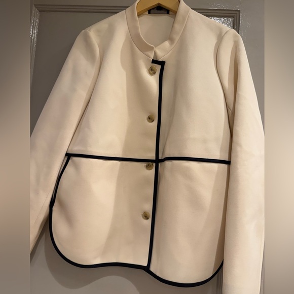 J. Crew Jackets & Blazers - J CREW Women’s Cream with Dark Navy piping Blazer Size 16 EUC